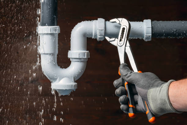 Professional Emergency Plumber technician working in Gardiner, ME
